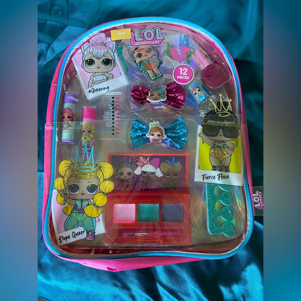 LOL SURPRISE COSMETIC SET